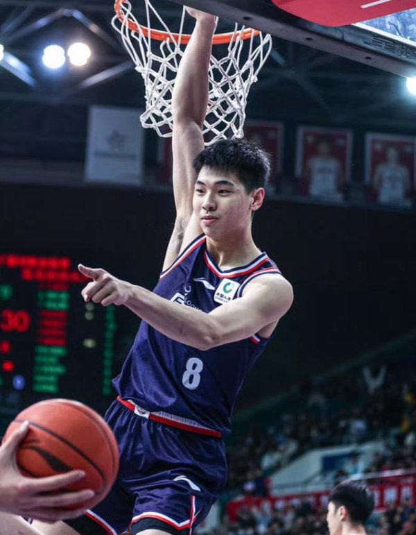 开元棋牌app 崔永熙：感恩家人、郭指导、广州队及球迷的鼓励与支持