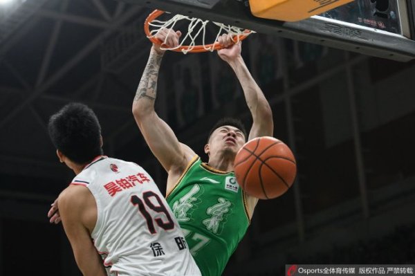 开元棋牌官网 张镇麟34分赵继伟19+14 辽宁轻取广东总分1-0